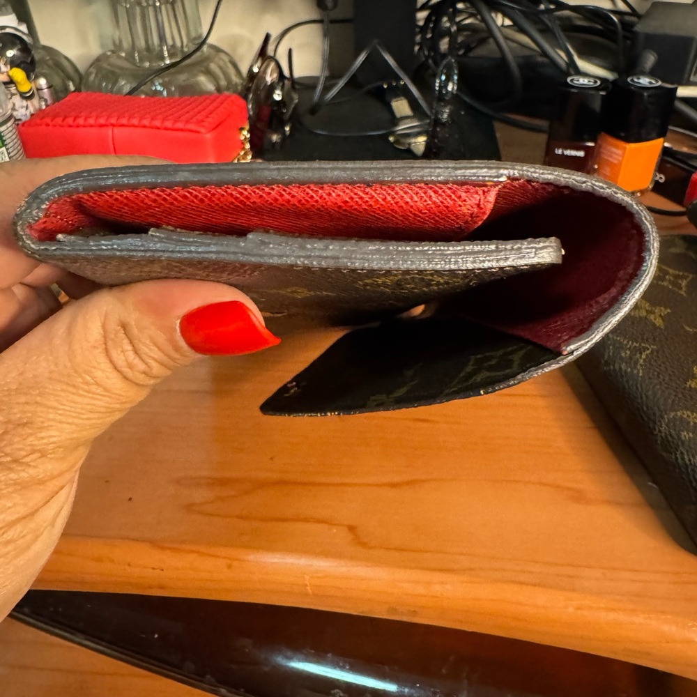 Louis Vuitton Black and Gold Monogram Wallet - Picture 8 of 11